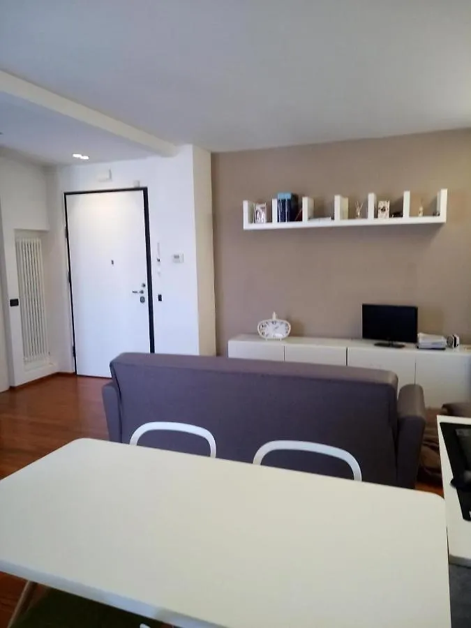 Ferienwohnung Dueventotto Genua Apartment